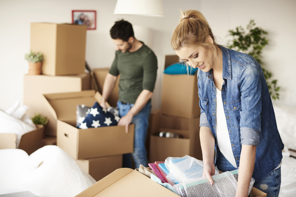 couple-moving-house.jpg