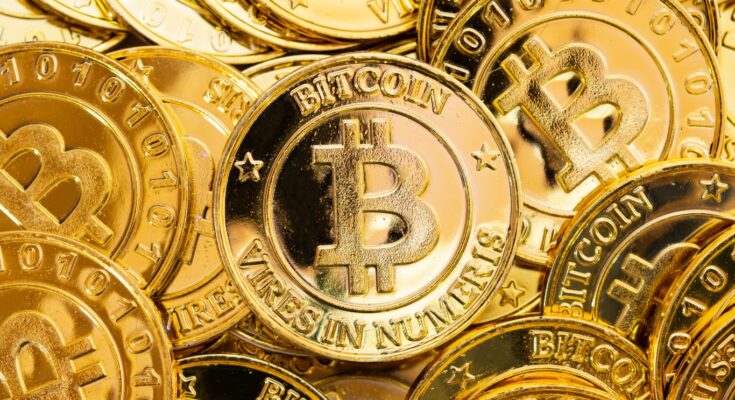 Why Gold Shines at +55% While Bitcoin Tanks: The Great Divergence of 2025
