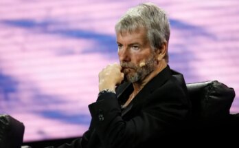 Michael Saylor pauses as he speaks during the Bitcoin 2022 Conference at Miami Beach Convention Center on April 7, 2022. (Photo by Marco Bello/Getty Images)